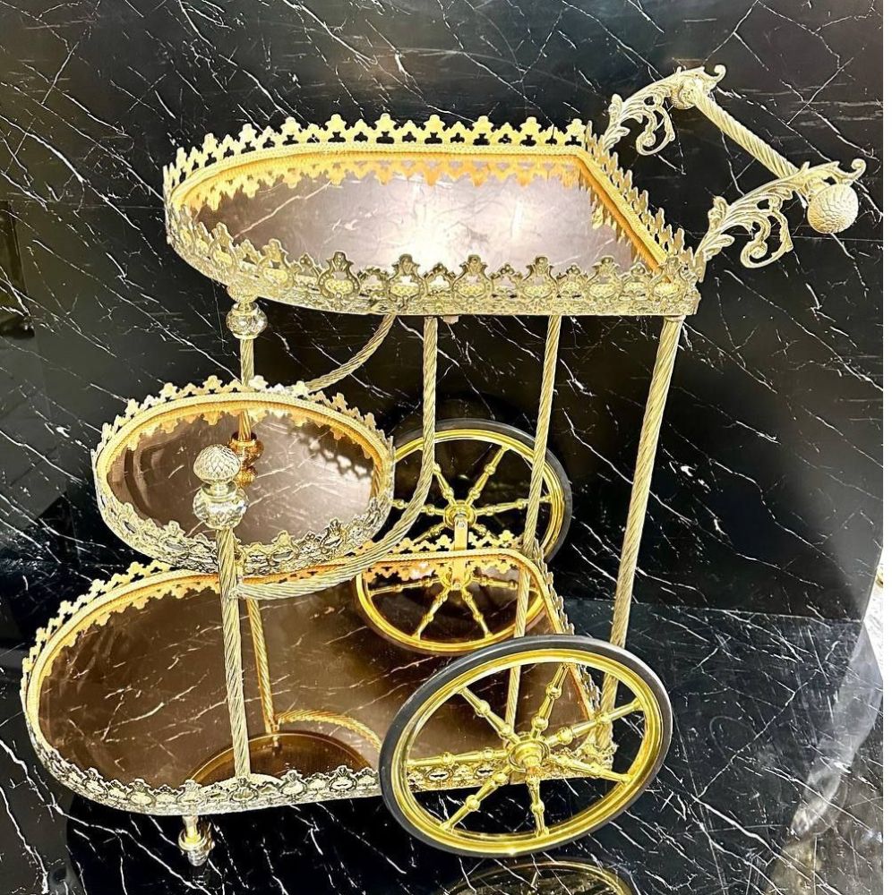 برنجی-1.jpg میز پذیرایی برنجی - Image 1